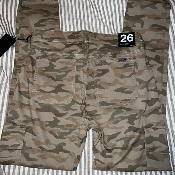 NWT Joe’s Jeans - Picture 3 of 16